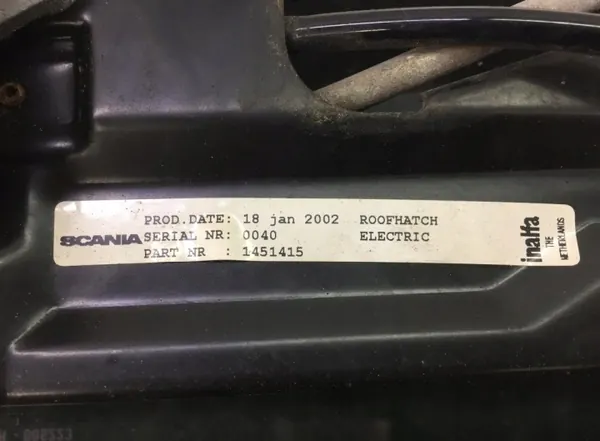 Trappe de toit Scania OEM 1475697 - État utilisé image 4