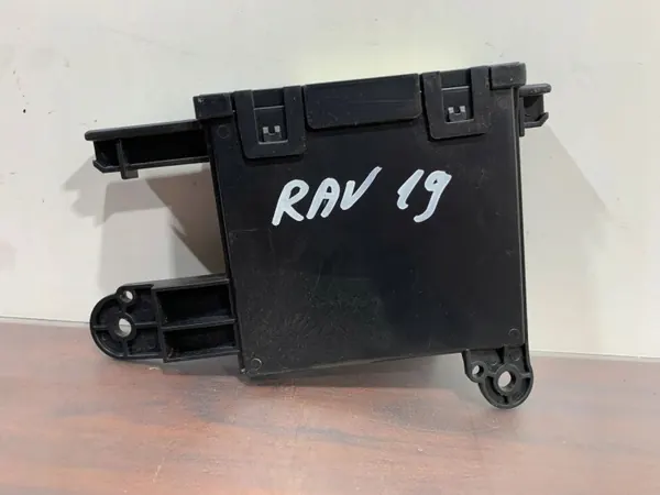 Toyota RAV4 XA50 2019 Computermodul OEM 8865042810 image 5