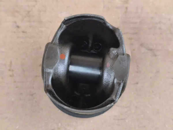 Piston OEM Ford Mondeo MK5 2.0 TDCI T7CN image 5