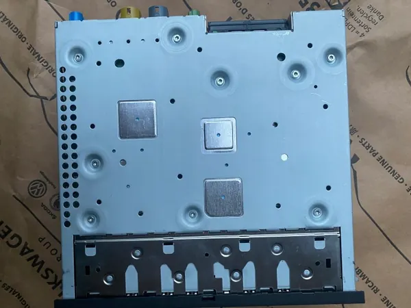 Lecteur DVD SD Audi A8 D4 OEM 4H0035646A - Occasion image 4