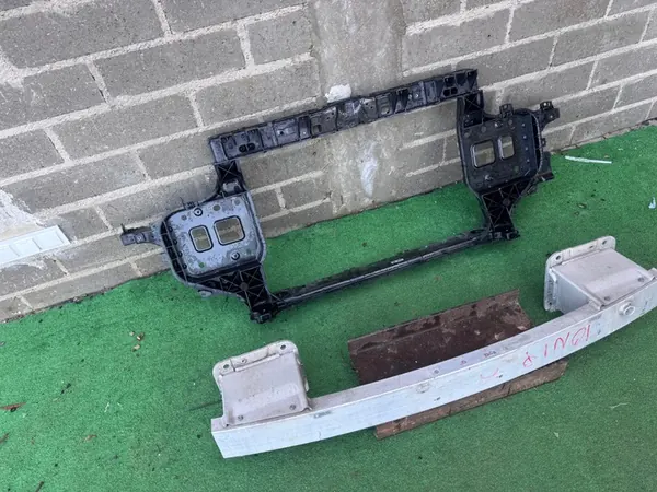 HYUNDAI IONIQ 5 Frontträger 64101-GI000 OEM image 2