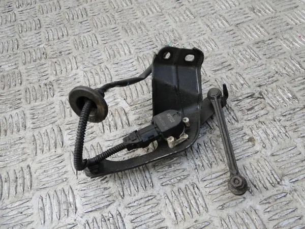 Sensor de Nível Farol Traseiro OEM Mitsubishi Outlander III image 3