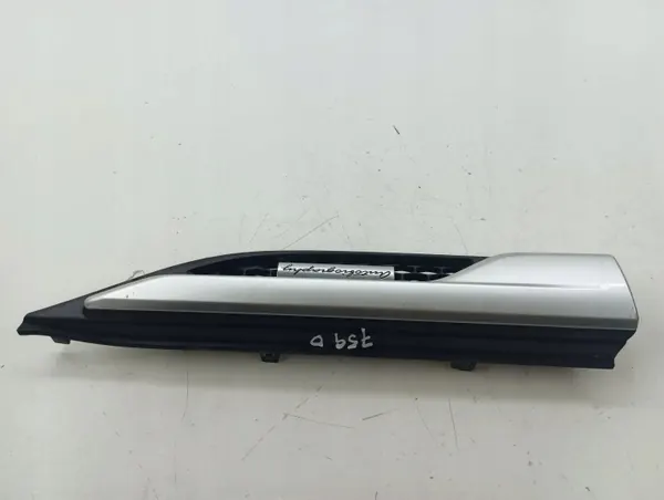 Land Rover Evoque I 2015 Voor spatbordrooster OEM BJ32280B10ABW image 4
