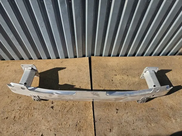 Framstötfångarbalk OEM 9835544180 Peugeot 308 image 4