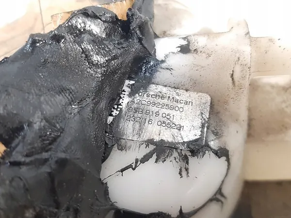 Brandstofpomp Porsche Macan 95B image 2