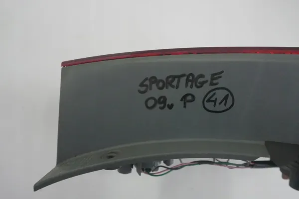 LÁMPARA TRASERA DERECHA KIA SPORTAGE II LIFT 2010 92402-03000 image 5