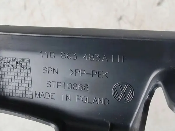 Volkswagen ID.4 Pilarikoriste OEM 11B863483A image 3