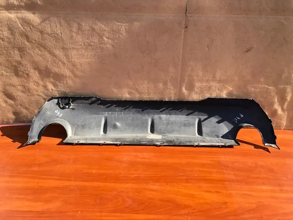 Bakre stötfångardiffusor BMW 1 F40 M-Paket Svart image 3