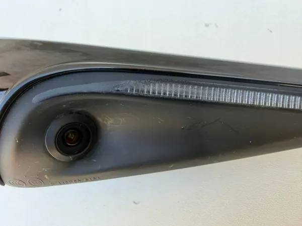 Tesla Model S vasen lokasuoja-kamera OEM 1755420-00-C image 4