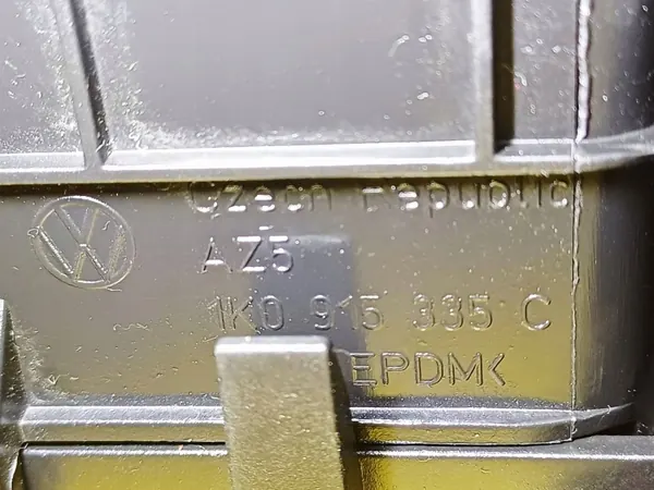 Koko akunkansi OEM DRC100013 VW Golf V Plus:lle image 3