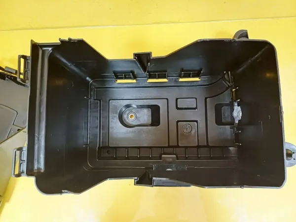 Koko akunkansi OEM DRC100013 VW Golf V Plus:lle image 5