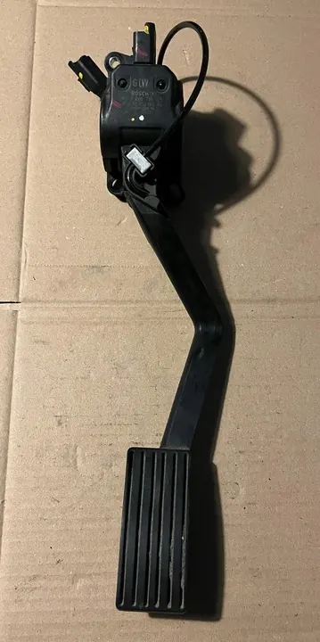 Gaspotentiometer Citroen C5 III X7 image 3