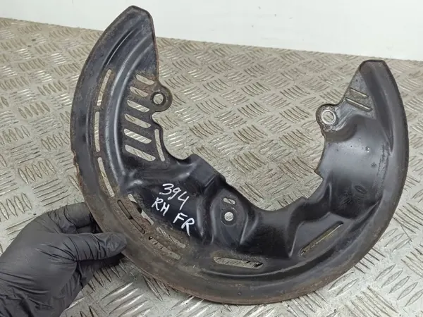 Toyota GT 86 takajarrukilpi OEM FOB49048 image 2