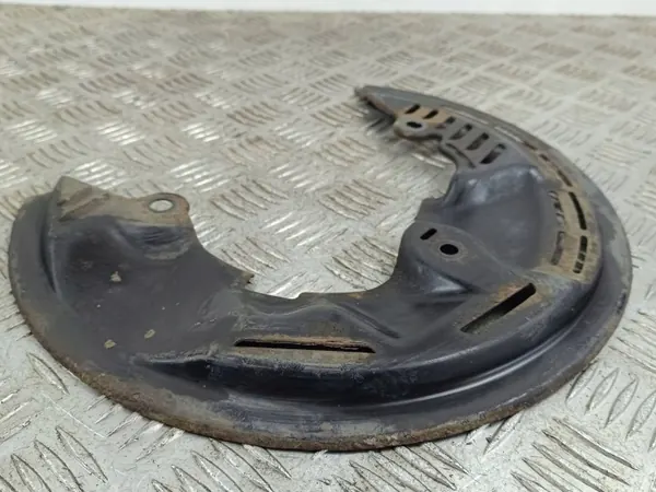 Toyota GT 86 takajarrukilpi OEM FOB49048 image 4