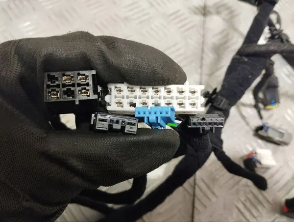 Maserati Quattroporte 2014 kabelharness 670006100 image 9