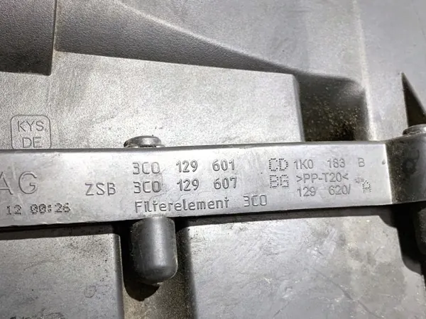 Luftfilterhus OEM 3C0129601 för VW Passat B7 image 5