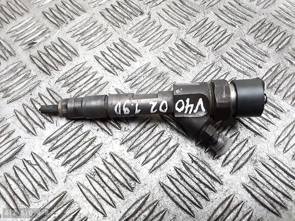 2002 Volvo V40 Injetor 1900td 0445110110b image 1