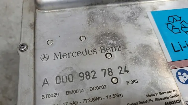 MERCEDES W223 W206 W254 W236 W214 HYBRIDE ACCU A0009827824 image 4