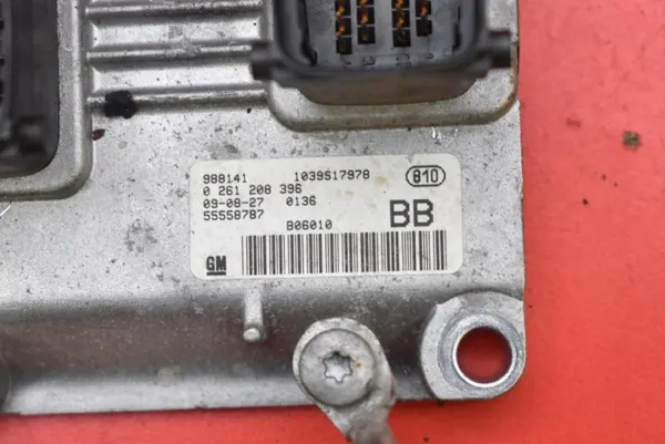 Calculateur d'immobilisation OEM 55558787 pour Opel Astra image 10