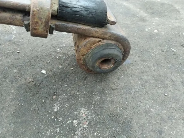 Ressort 3 lames Ford OE pour Transit MK IV 98r image 3