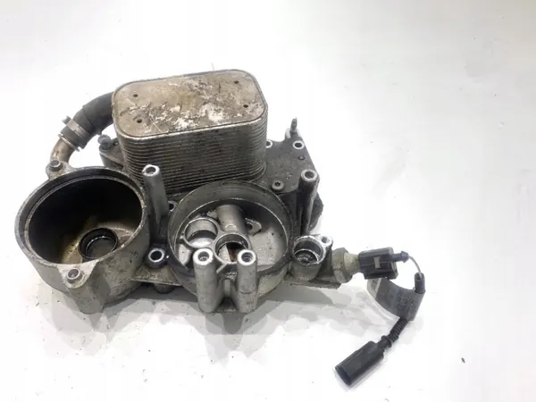 Oljefilterhållare OEM 059971379 för Audi A5 8T 3.0 image 2
