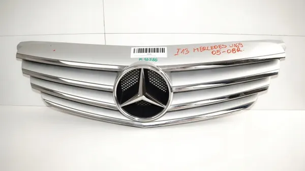 Mercedes W245 bumpergrille OEM 360164133 image 2