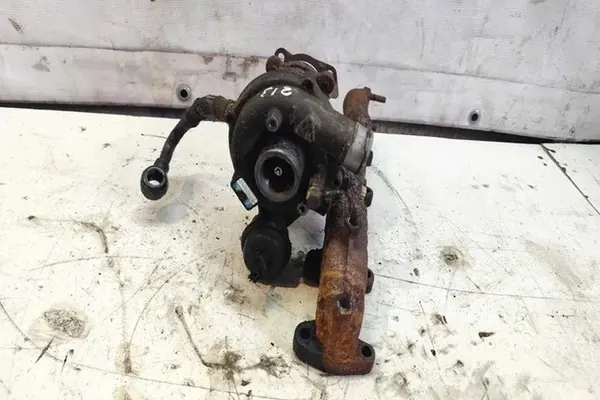 Turbo VW SHARAN 1.9L diesel 66kW 1996 OEM 028145701J image 3