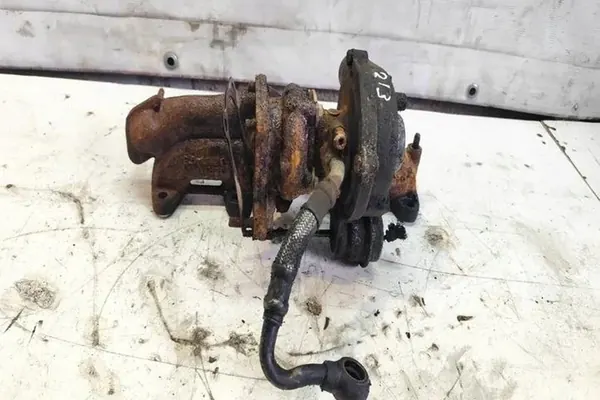 Turbo VW SHARAN 1.9L diesel 66kW 1996 OEM 028145701J image 5