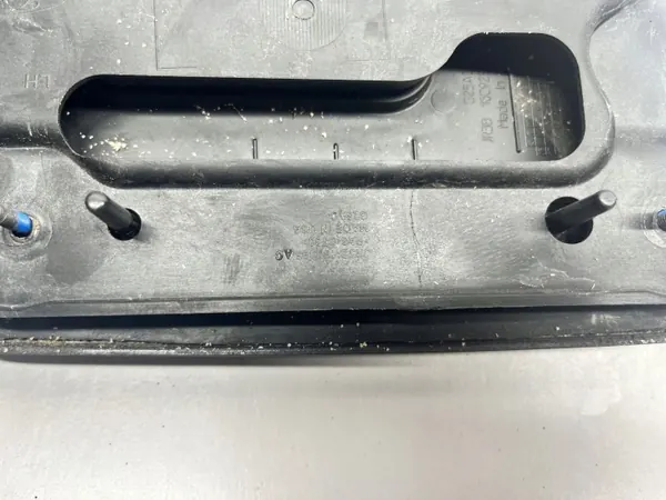 Ford Mustang VI Ventilationsgallret OEM JR3B16C929A 2018 image 10