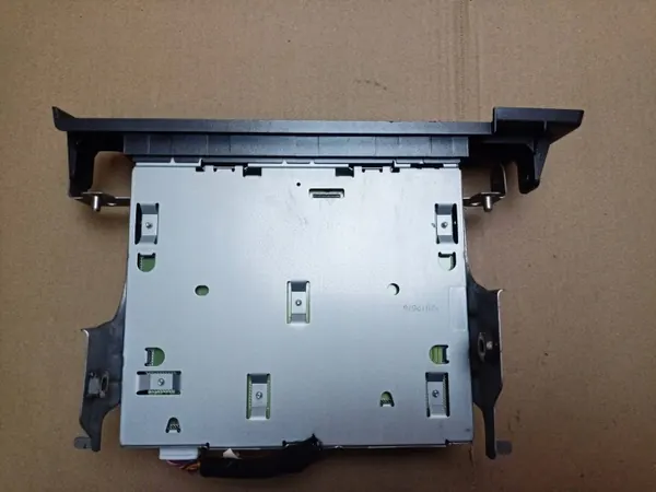 Lecteur DVD Toyota Sienna 3 OEM 86270-45010 Occasion image 5