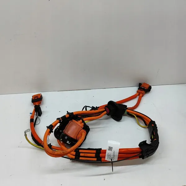 Cable de carga batería Mercedes-Benz EQC A2935406904 image 3