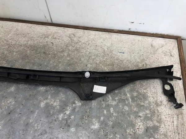 MERCEDES C-KLASA W205 COUPE FÖNSTERLIST A2058690007 image 5