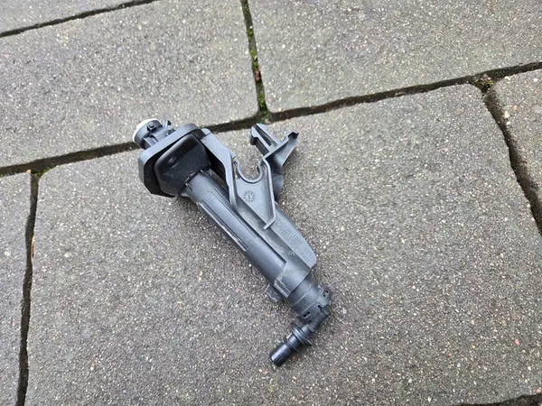 SEAT IBIZA IV LIFT Koplampenreiniger + Rechthoek Beugel image 3