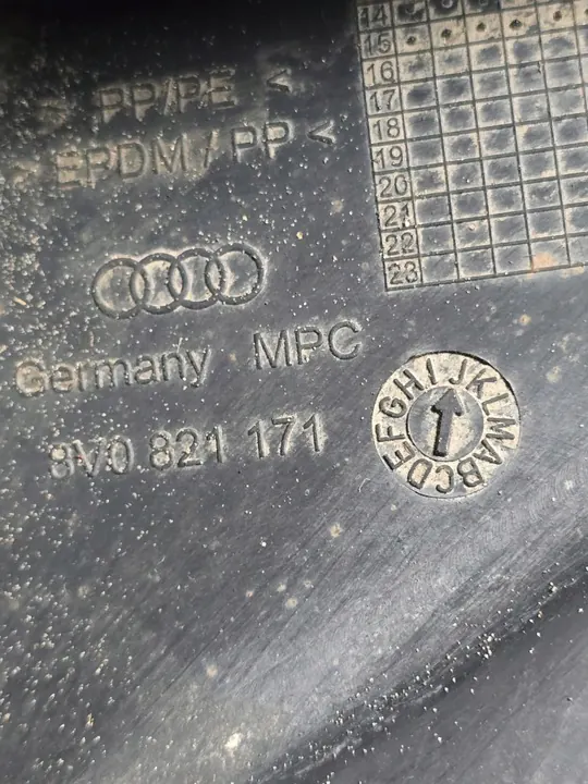 AUDI A4 B9 8W0 Parafango Sinistro 8W0821171 image 7