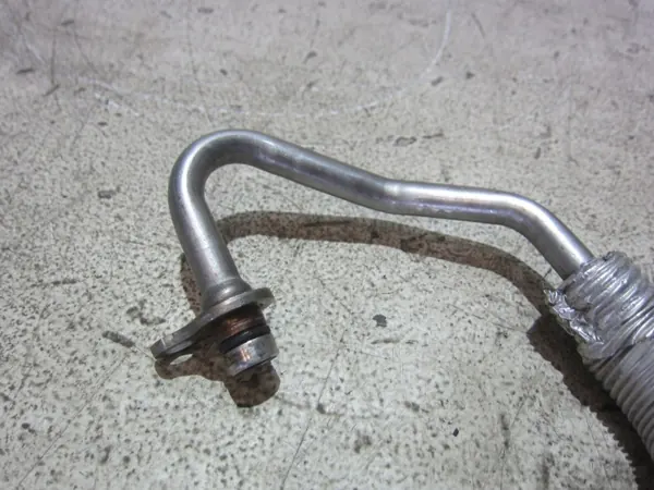 BMW X1 F48 Turbo-toevoerleidingen OEM 11537617532 image 10