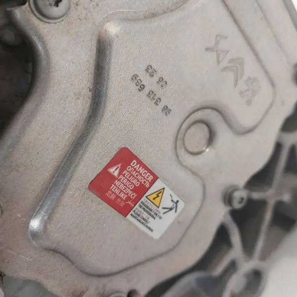 Peugeot 208 elektromotor OEM 983136890523 image 3