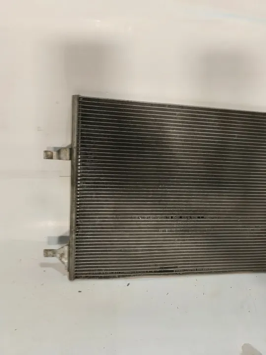Condenseur AC OEM 31332027 pour Volvo V60 2.4D image 3
