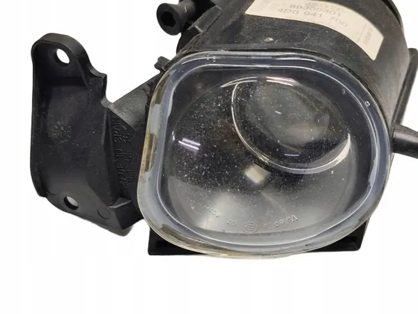 Audi A8 S8 D2 Farol de Neblina Direito Halógeno 4D0941700 image 2