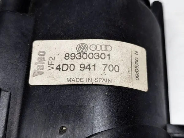 Audi A8 S8 D2 Farol de Neblina Direito Halógeno 4D0941700 image 5