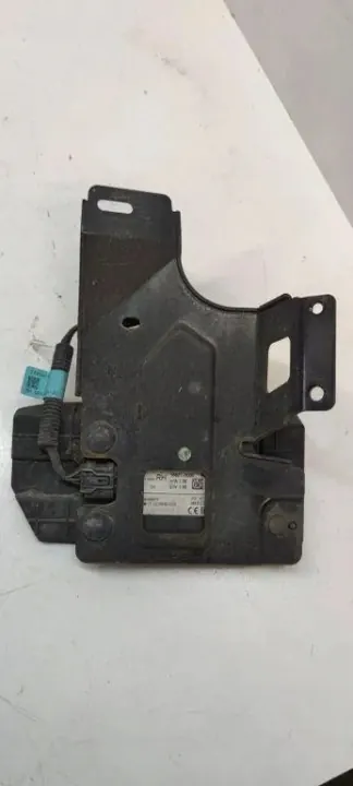 Hyundai Kona Dode-hoeksensor OEM 95821-J9000 Rechts image 2
