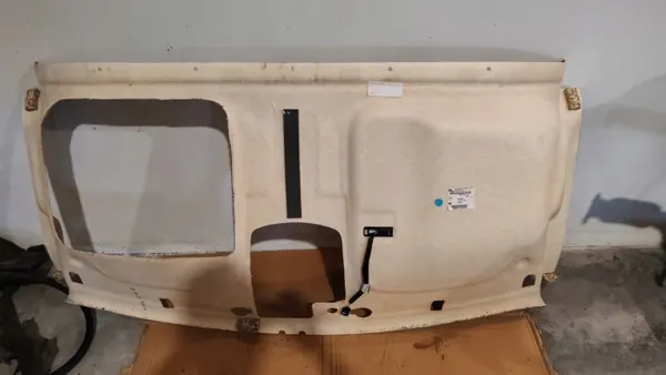 Plafonnier Renault Master OEM 739012532R - Occasion image 4