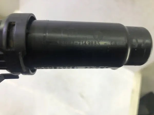 BMW F10 Washer Nozzle Hose 7149885 image 3