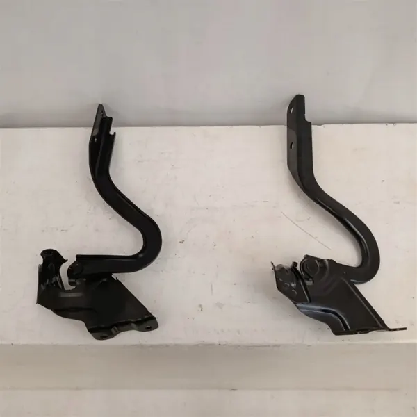 Motorkapscharnier Voor Links/Rechts OEM 57410-68L00-000 image 2