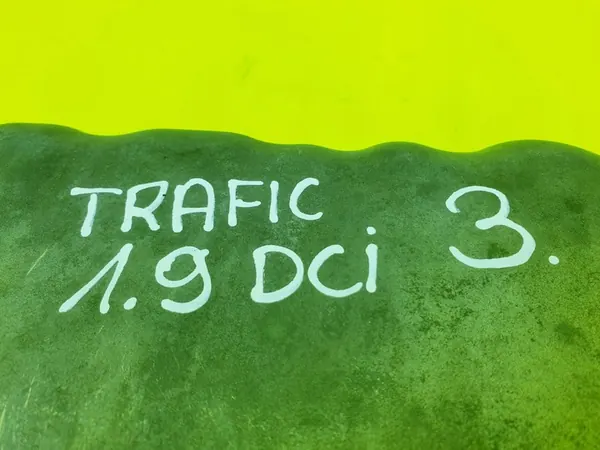 Oljesump Renault Trafic Laguna Megane 1.9 DCI 8200477252 image 7