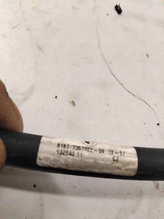 OEM 13284011 Frontscheibenwaschschlauch für BMW 7er image 3