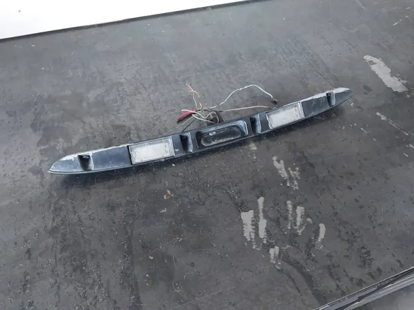 OEM 7056131 Tira Luminosa Maletero BMW E46 Sedán image 5