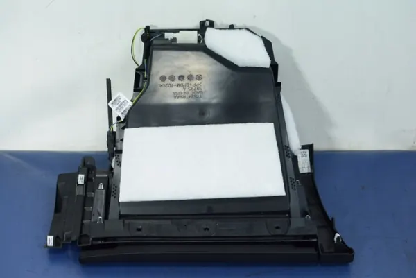 Compartimento consola passageiro OEM 5MG46DX9AC para Chrysler 200 image 3