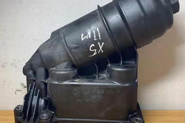 Enfriador de aceite BMW X5 (E70) 3.0L Diesel 2008 image 3