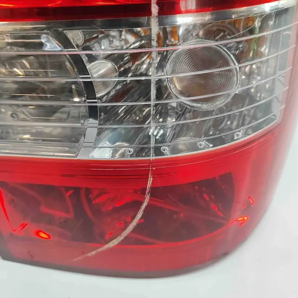 Lámpara trasera derecha HYUNDAI TUCSON (JM) 924022E010 image 7