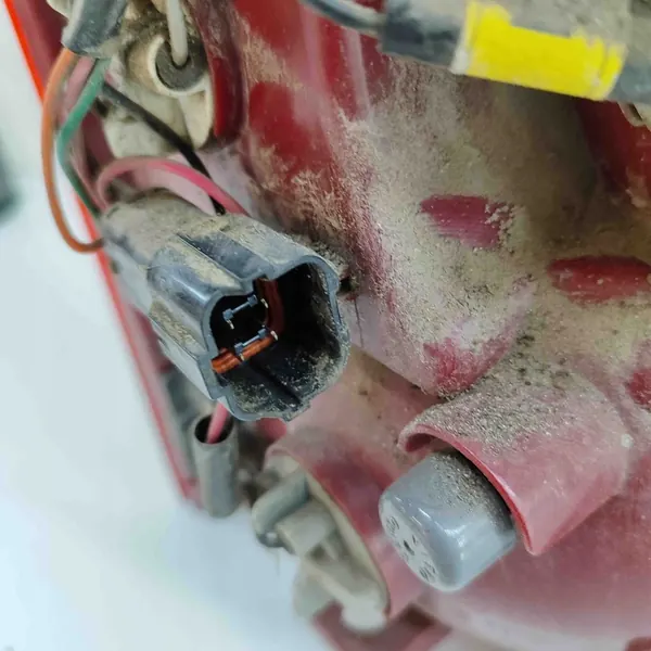 Lámpara trasera derecha HYUNDAI TUCSON (JM) 924022E010 image 8